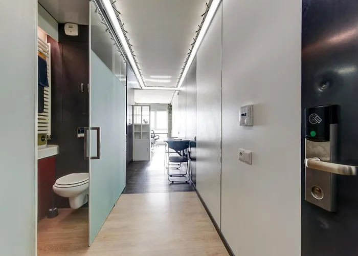 19 - Le Lokup - Wifi - Proche Tram * Реймс